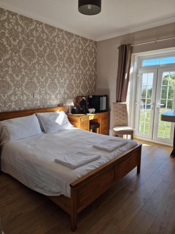 Broadway House Bed & Breakfast Лаарн Екстериор снимка