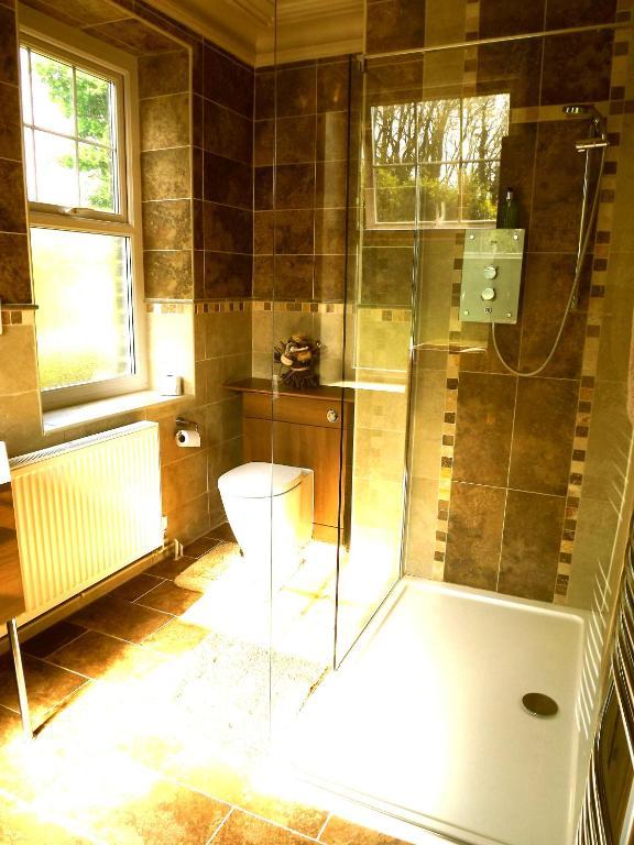 Broadway House Bed & Breakfast Лаарн Екстериор снимка