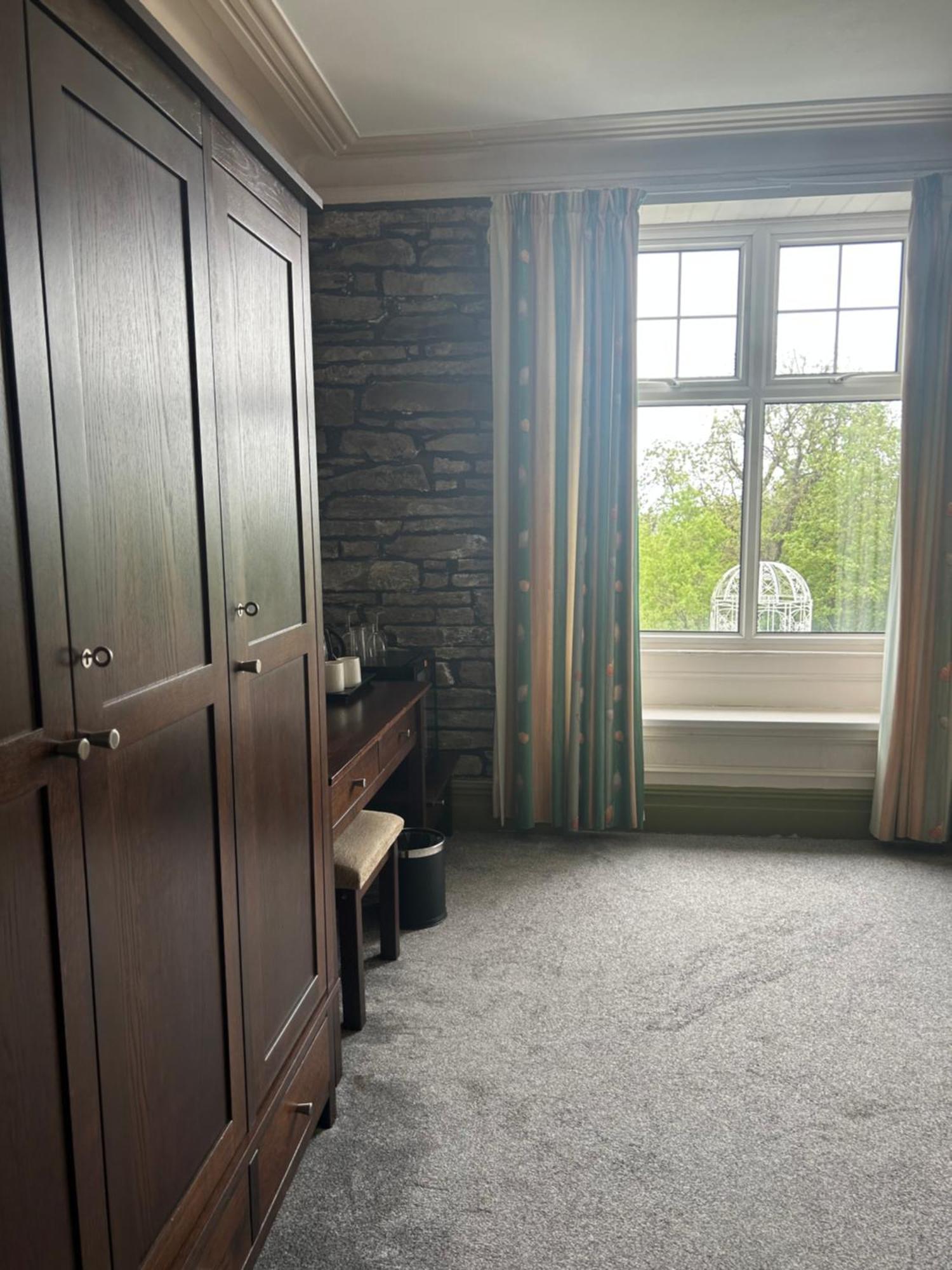 Broadway House Bed & Breakfast Лаарн Екстериор снимка