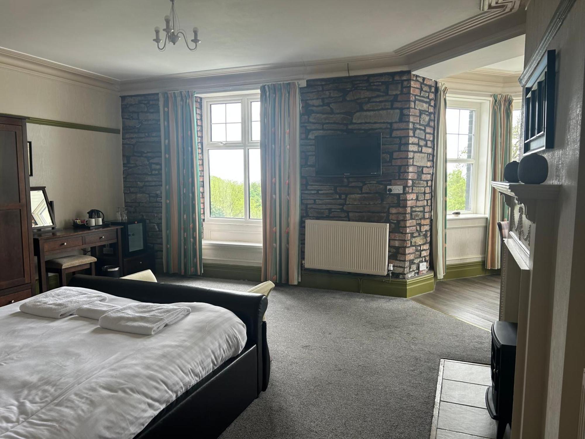Broadway House Bed & Breakfast Лаарн Екстериор снимка